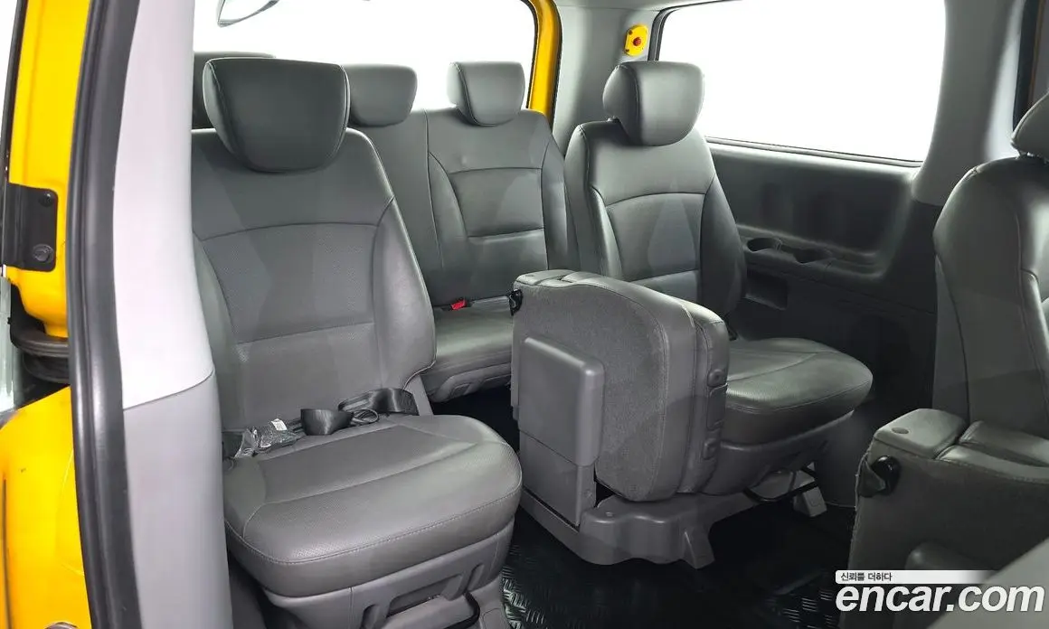 Hyundai Starex 2020 2.5 автомат (гидро), фото 18