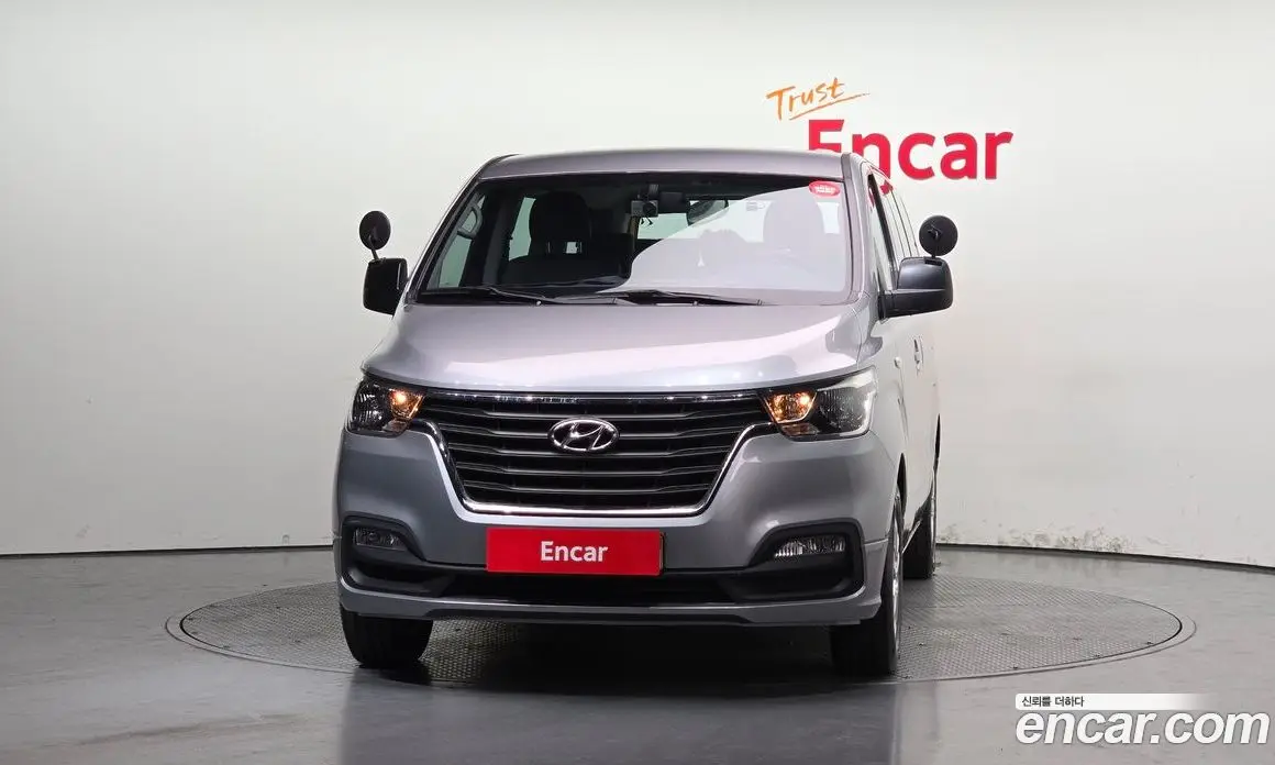 Hyundai Starex 2020 2.5 автомат (гидро), фото 3