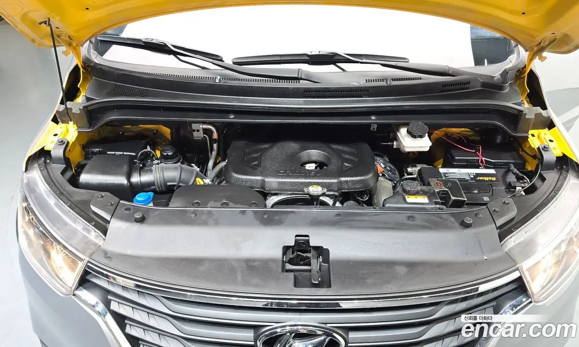 Hyundai Starex 2020 2.5 автомат (гидро), фото 6