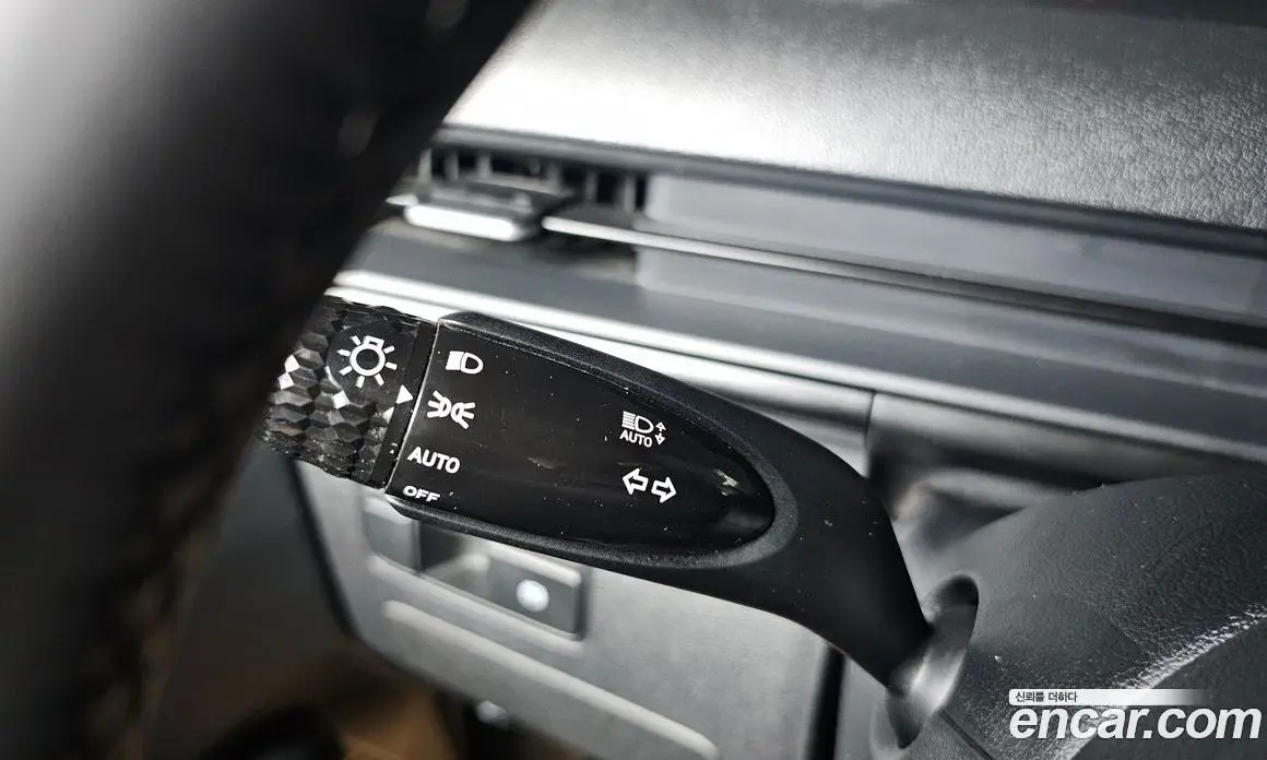 Hyundai Staria 2023 2.2 автомат (гидро), фото 27