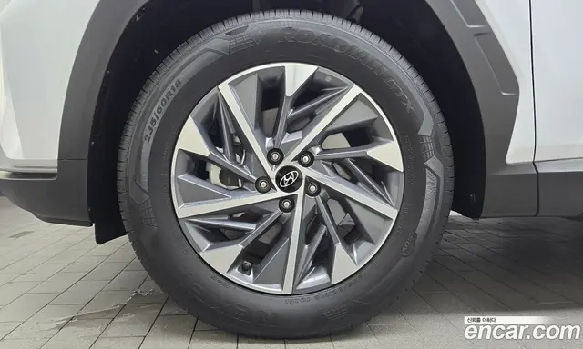 Hyundai Tucson 2023 1.6 автомат (гидро), миниатюра 5