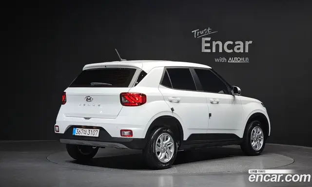 Hyundai Venue 2025 1.6 автомат (гидро), миниатюра 2