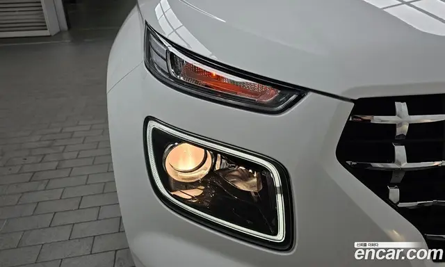 Hyundai Venue 2025 1.6 автомат (гидро), миниатюра 8