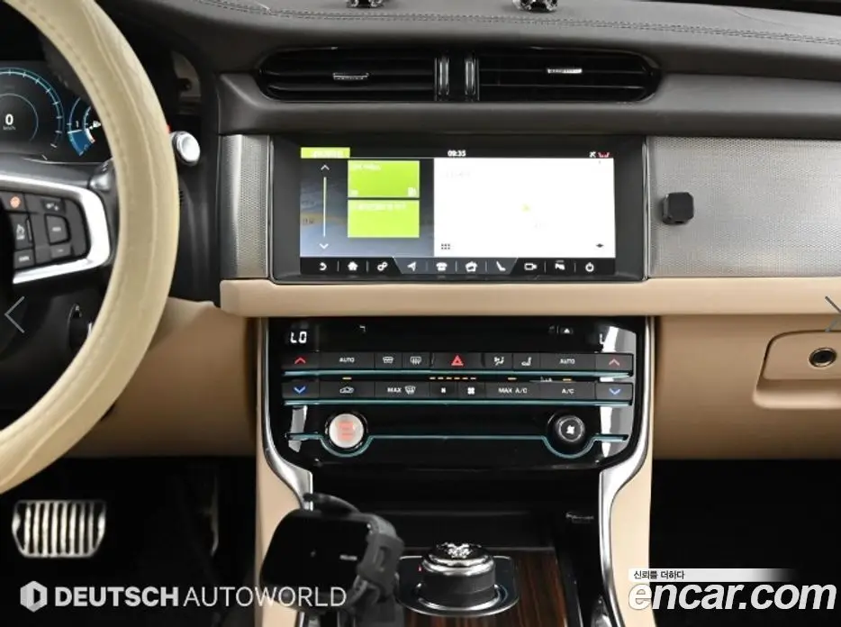 Jaguar XF 2019 2.0 автомат (гидро), фото 14
