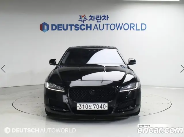 Jaguar XF 2019 2.0 автомат (гидро), миниатюра 3