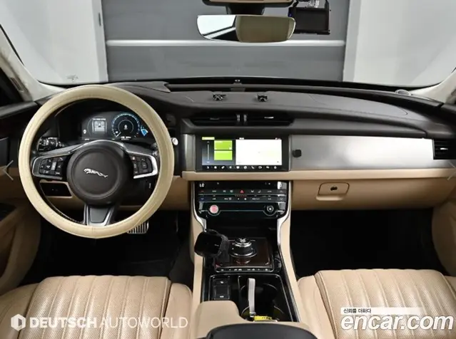 Jaguar XF 2019 2.0 автомат (гидро), миниатюра 7