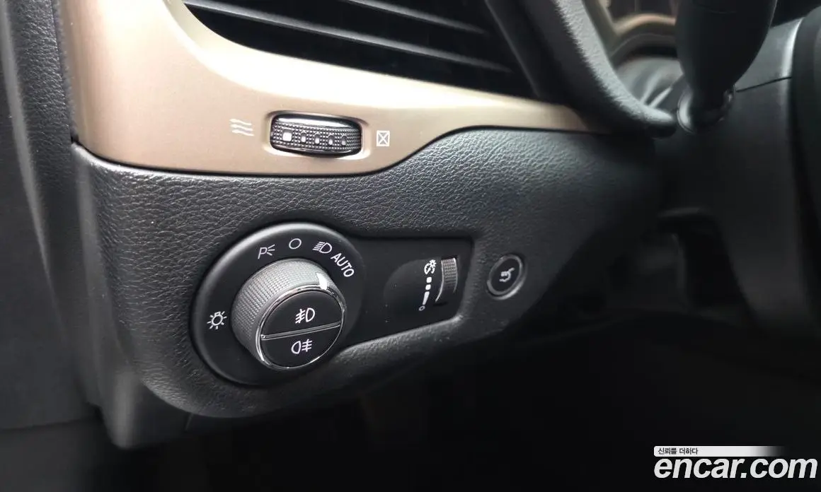 Jeep Cherokee 2015 2.4 автомат (гидро), фото 18