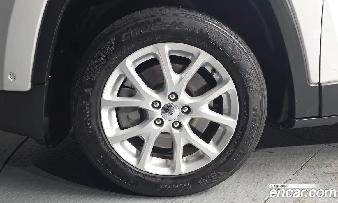 Jeep Cherokee 2015 2.4 автомат (гидро), фото 5