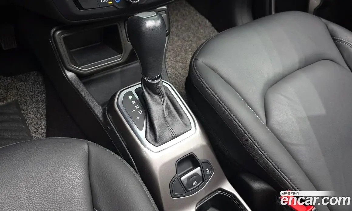 Jeep Renegade 2021 2.4 автомат (гидро), фото 11