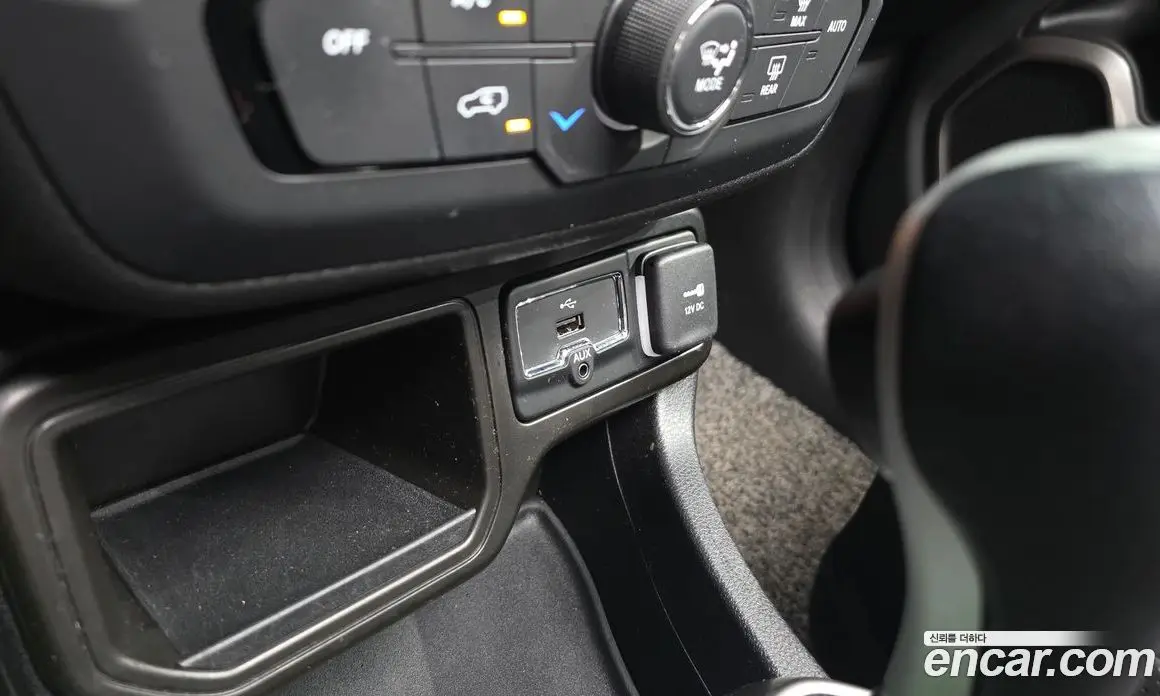 Jeep Renegade 2021 2.4 автомат (гидро), фото 27