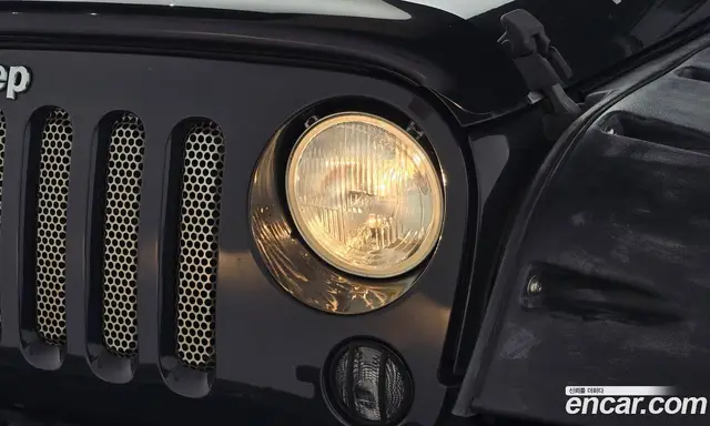 Jeep Wrangler 2017 3.6 автомат (гидро), миниатюра 8