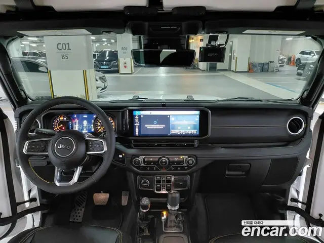 Jeep Wrangler 2024 2.0 автомат (гидро), миниатюра 11