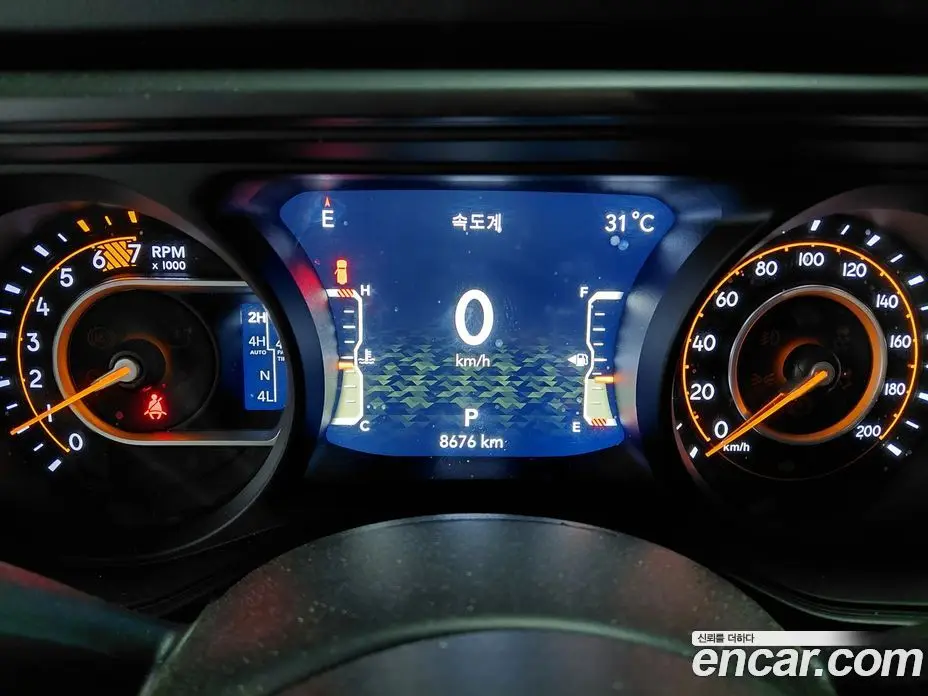 Jeep Wrangler 2024 2.0 автомат (гидро), фото 17