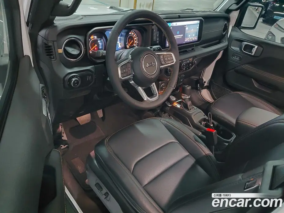 Jeep Wrangler 2024 2.0 автомат (гидро), фото 7