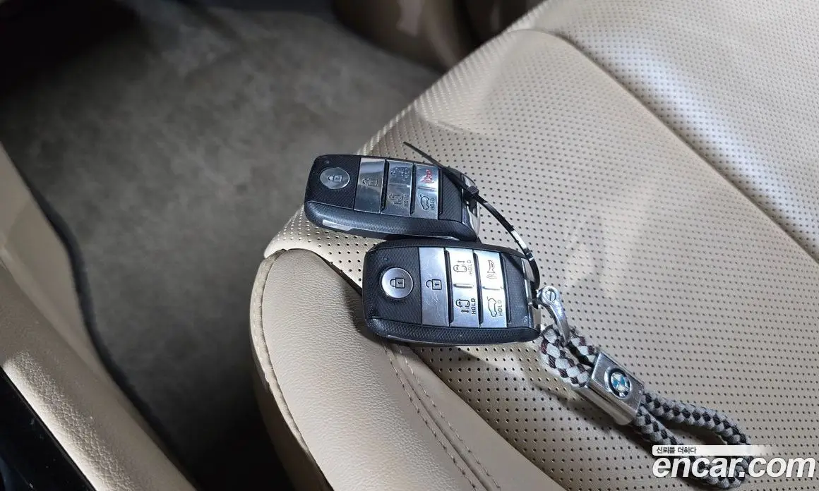 Kia Carnival 2015 2.2 автомат (гидро), фото 18