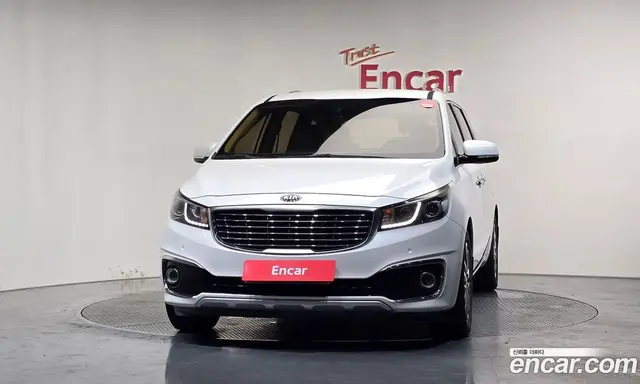 Kia Carnival 2015 2.2 автомат (гидро), миниатюра 3