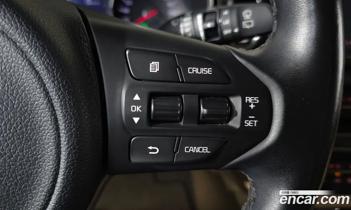 Kia Carnival 2015 2.2 автомат (гидро), фото 22