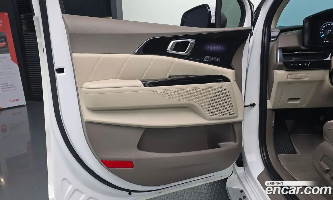 Kia Carnival 2022 3.5 автомат (гидро), фото 14