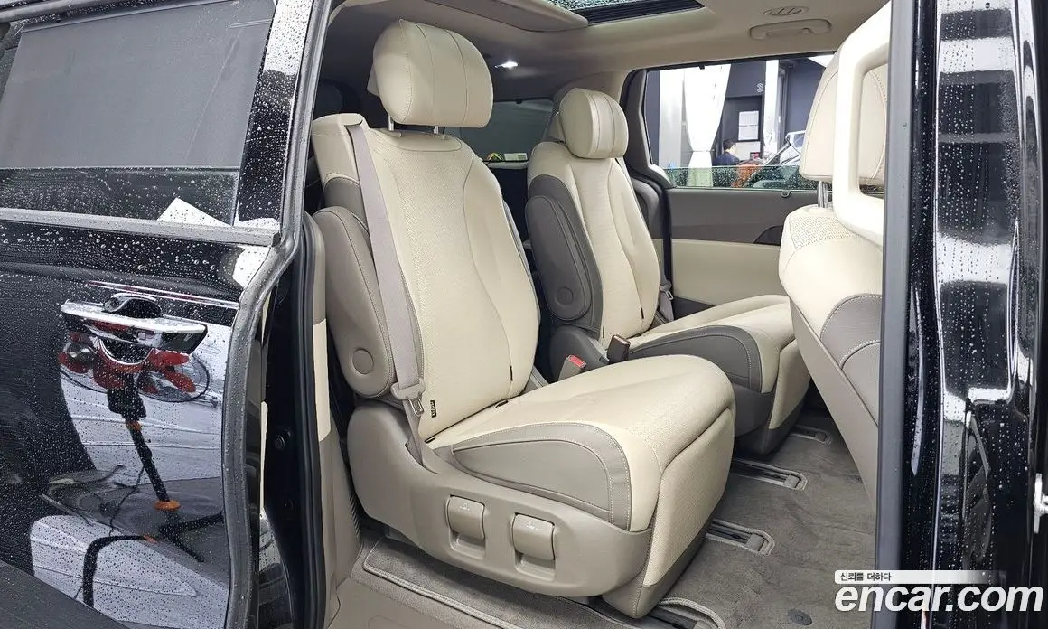 Kia Carnival 2023 3.5 автомат (гидро), фото 11