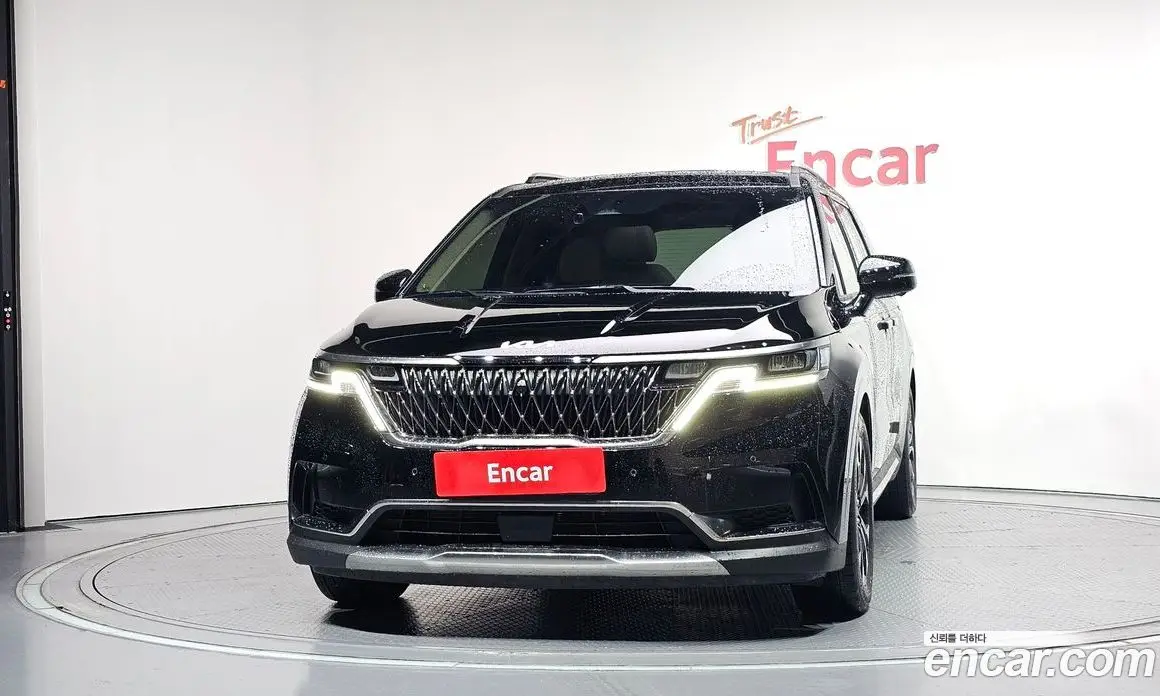 Kia Carnival 2023 3.5 автомат (гидро), фото 3