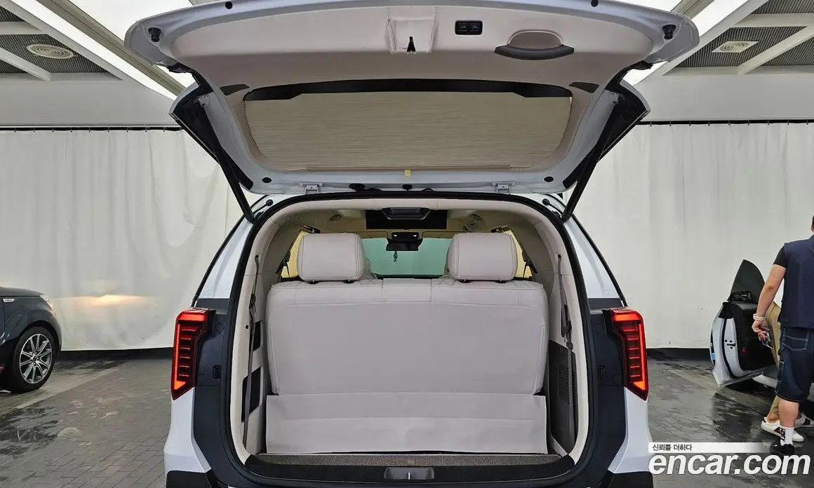 Kia Carnival 2024 3.5 автомат (гидро), фото 26