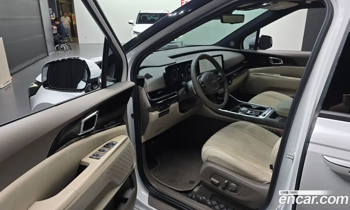 Kia Carnival 2024 3.5 автомат (гидро), фото 13
