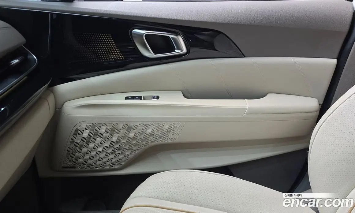 Kia Carnival 2024 3.5 автомат (гидро), фото 15