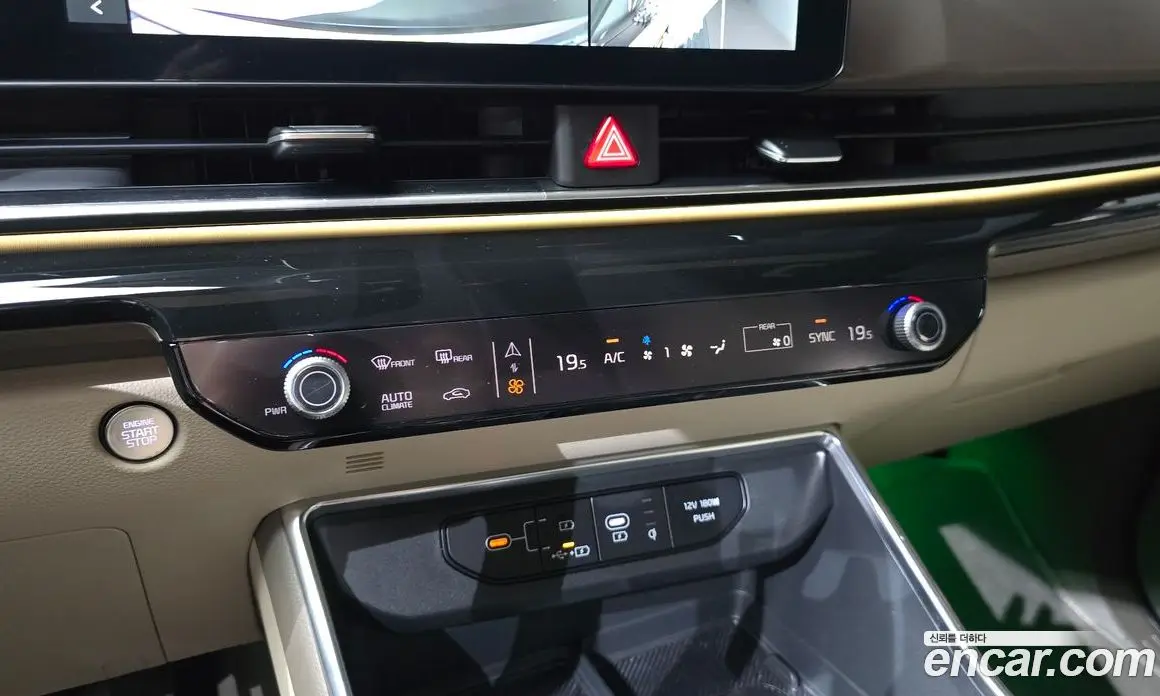 Kia Carnival 2024 3.5 автомат (гидро), фото 25