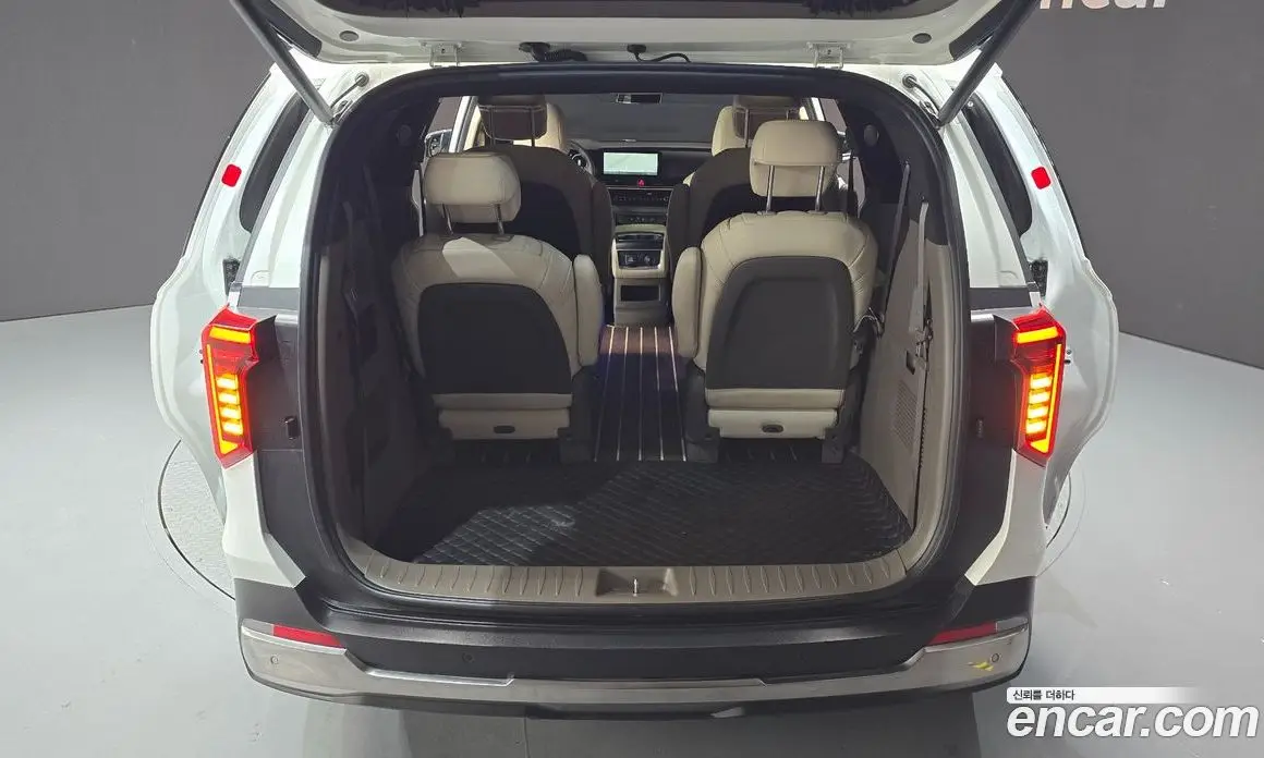 Kia Carnival 2024 3.5 автомат (гидро), фото 32