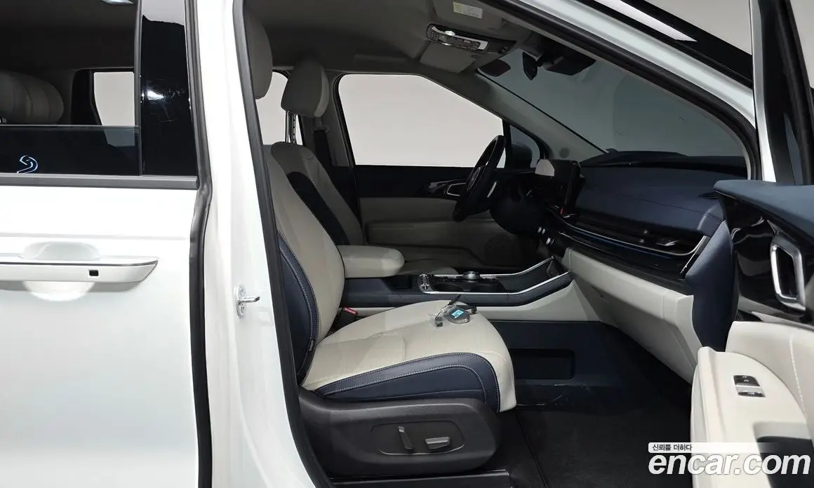 Kia Carnival 2024 1.6 автомат (гидро), фото 15