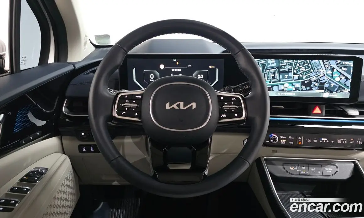 Kia Carnival 2024 1.6 автомат (гидро), фото 17