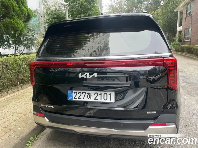 Kia Carnival 2025 1.6 автомат (гидро), миниатюра 7 Kia Carnival 2025 1.6 автомат (гидро), миниатюра 7