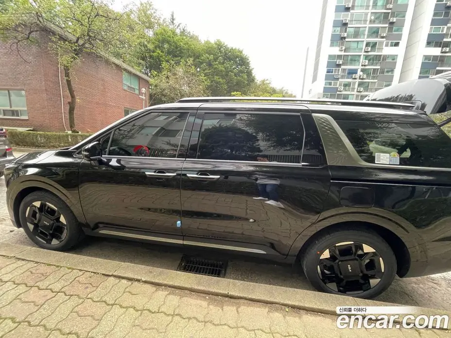 Kia Carnival 2025 1.6 автомат (гидро), фото 8 Kia Carnival 2025 1.6 автомат (гидро), фото 8