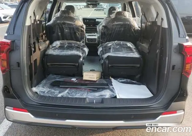 Kia Carnival 2025 1.6 автомат (гидро), миниатюра 9