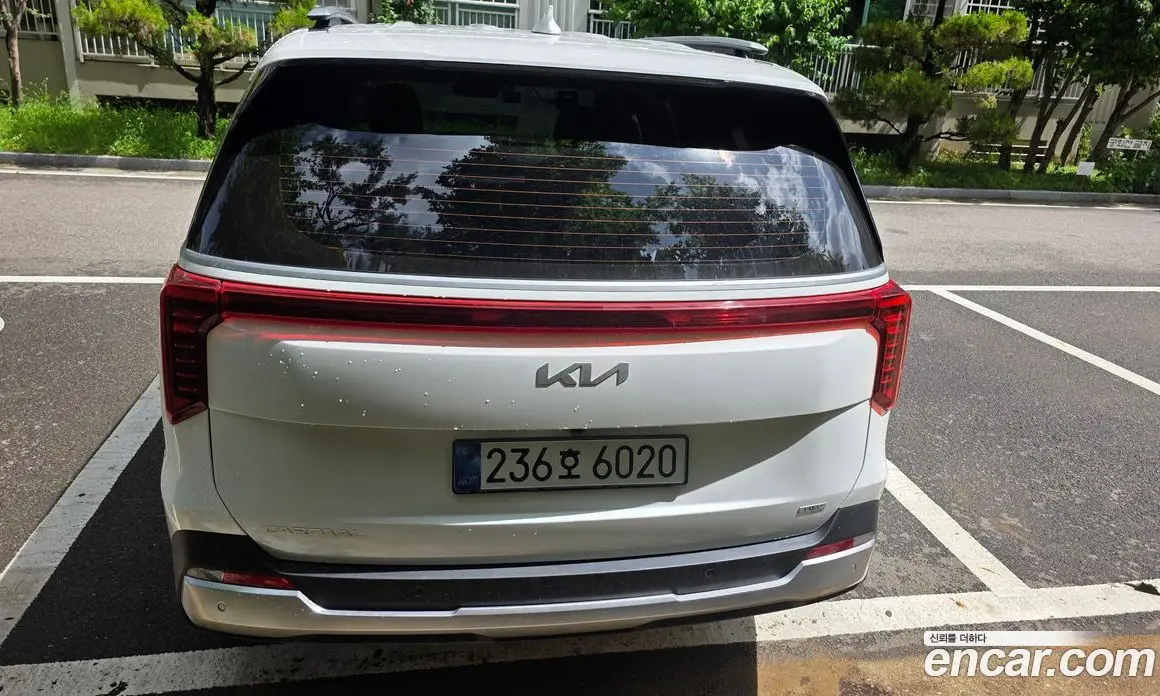 Kia Carnival 2026 1.6 автомат (гидро), фото 4