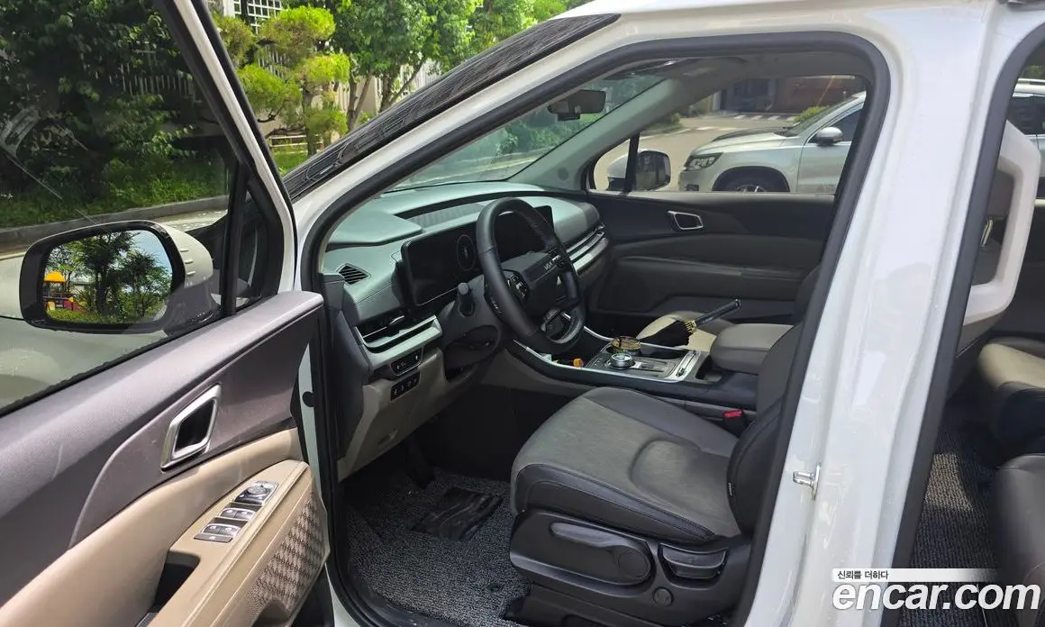 Kia Carnival 2026 1.6 автомат (гидро), фото 9