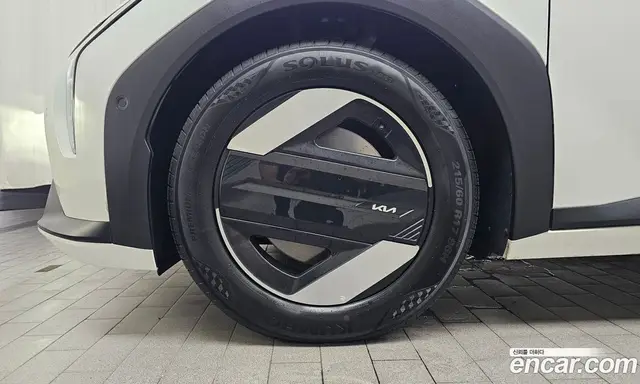 Kia EV4 2025 0.2 автомат (гидро), миниатюра 5