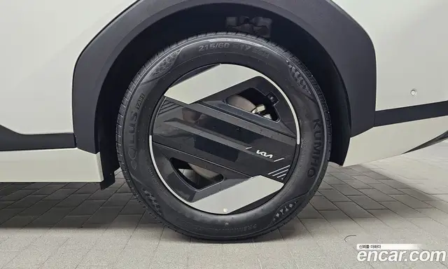 Kia EV4 2025 0.2 автомат (гидро), миниатюра 7