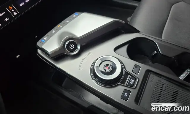 Kia EV6 2022 0.1 автомат (гидро), миниатюра 12