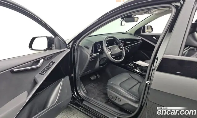 Kia Niro 2023 0.1 автомат (гидро), миниатюра 12