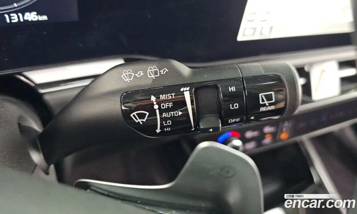 Kia Niro 2023 0.1 автомат (гидро), фото 23