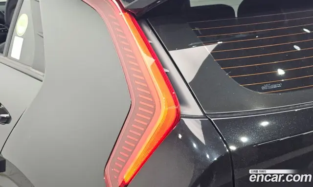 Kia Niro 2023 0.1 автомат (гидро), миниатюра 8
