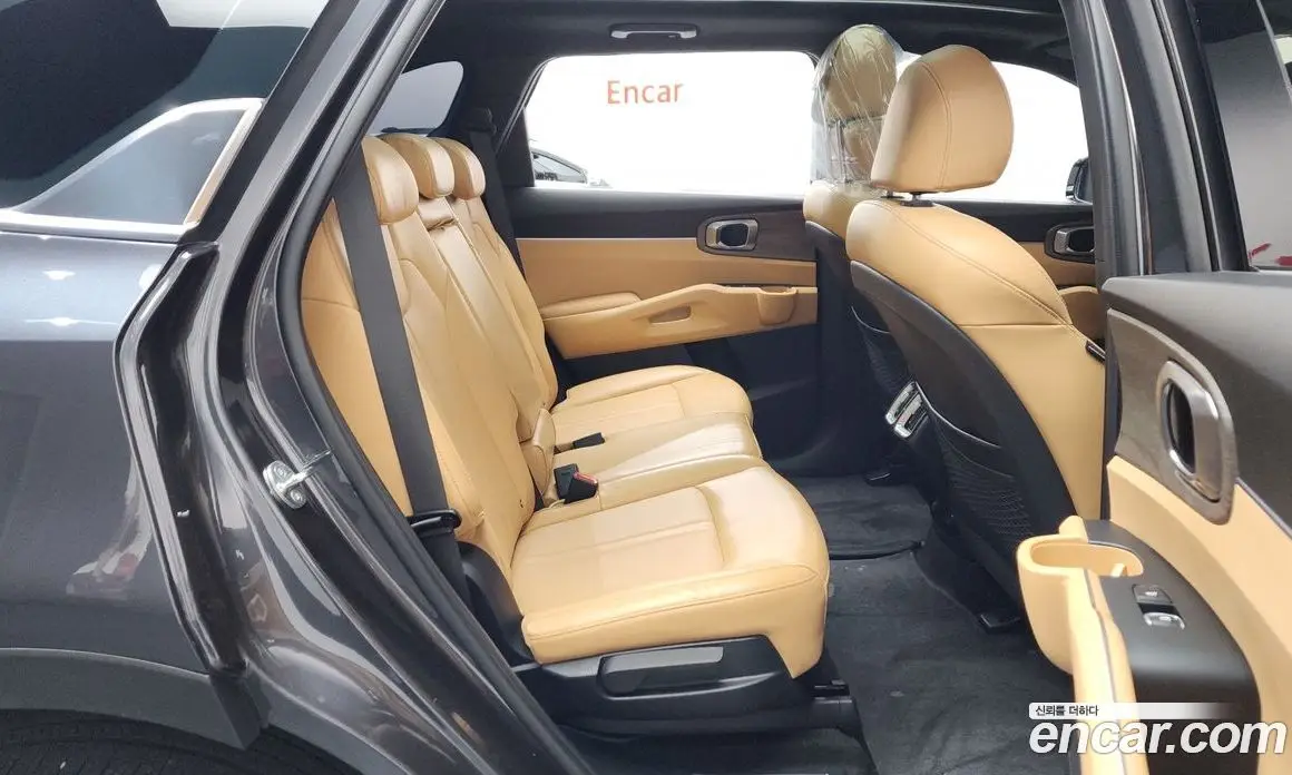 Kia Sorento 2022 1.6 автомат (гидро), фото 12
