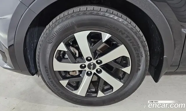 Kia Sorento 2023 2.2 автомат (гидро), миниатюра 5