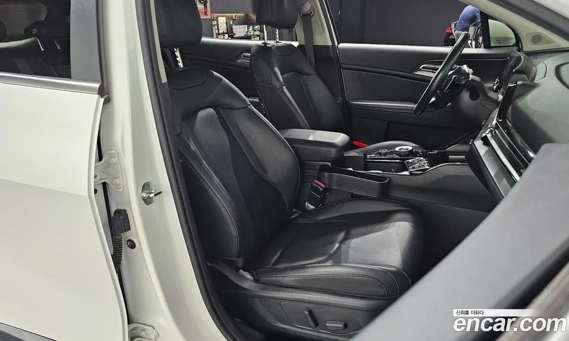 Kia Sportage 2021 1.6 автомат (гидро), фото 16