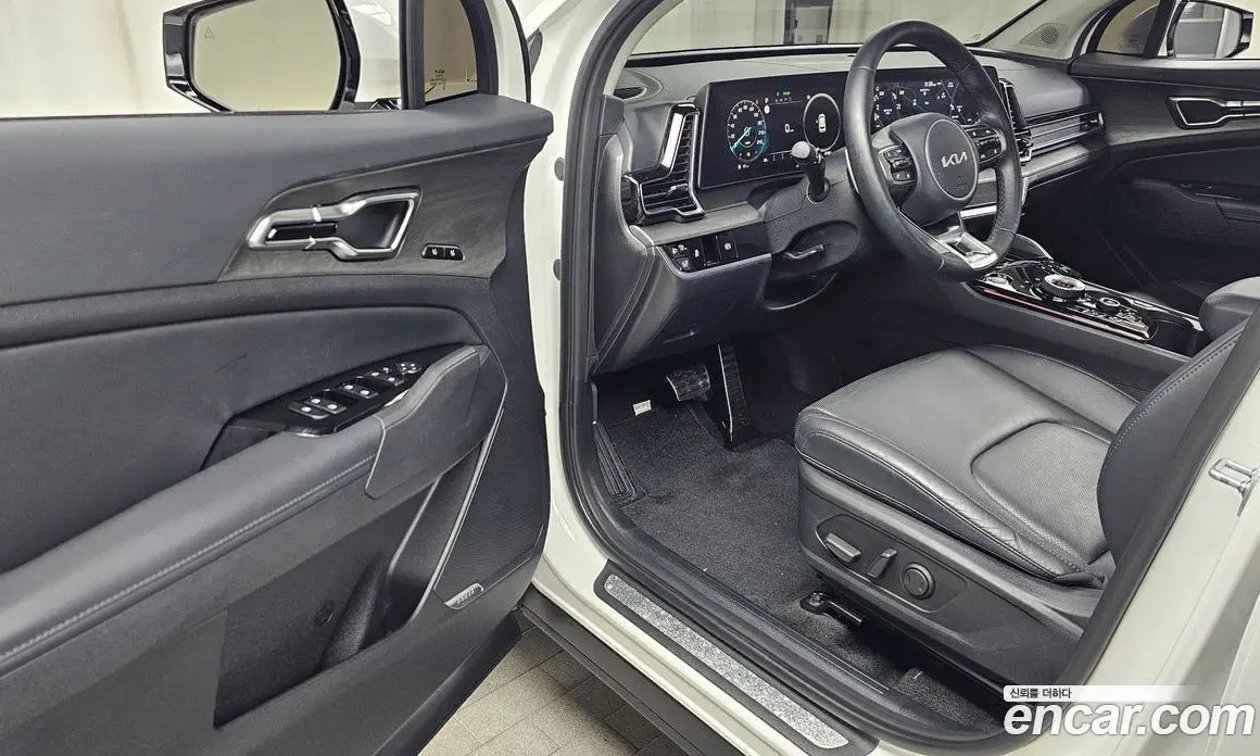 Kia Sportage 2024 1.6 автомат (гидро), фото 13