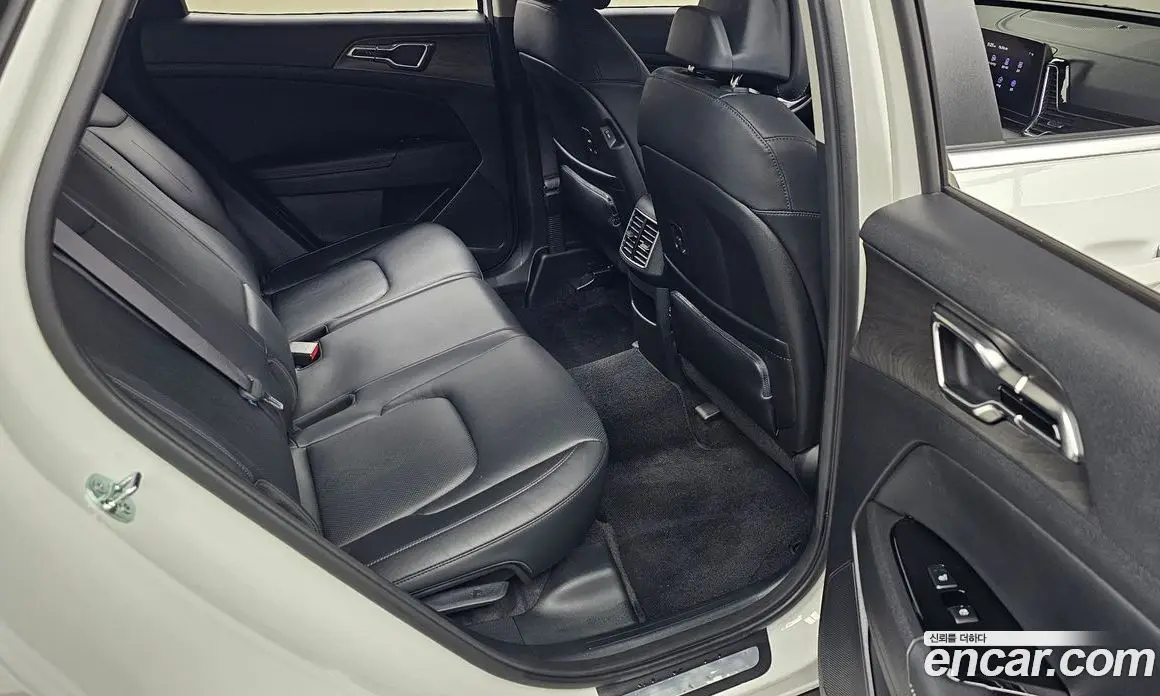 Kia Sportage 2024 1.6 автомат (гидро), фото 17