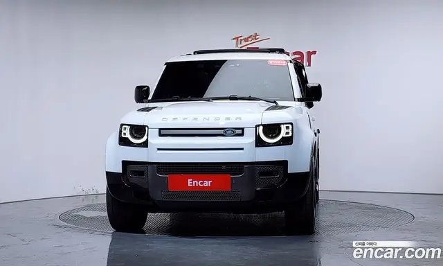 Land Rover Defender 2022 2.0 автомат (гидро), миниатюра 2