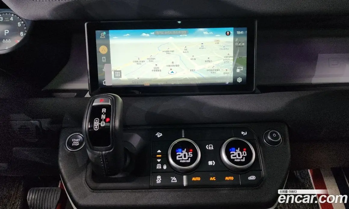Land Rover Defender 2022 2.0 автомат (гидро), фото 18
