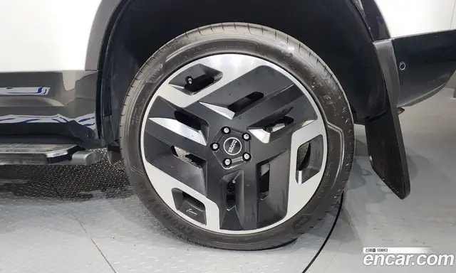 Land Rover Defender 2022 2.0 автомат (гидро), миниатюра 6